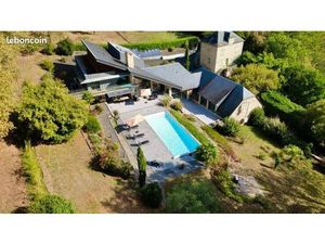 Domaine d’Architecte avec Vue Panoramique – Deux Habitations Indépendantes
