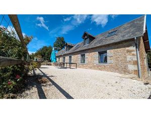 Longère rénovée sur 1h de terrain clôturé