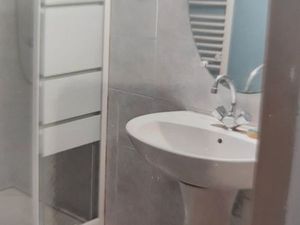 Loue maison de ville