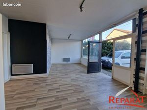 Local 55 m² Brive-la-Gaillarde
