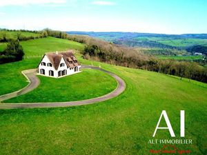 Maison 7 pièces 213 m²