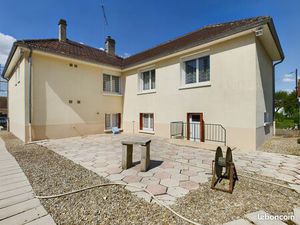 Propriété 5 pièces 90 m²