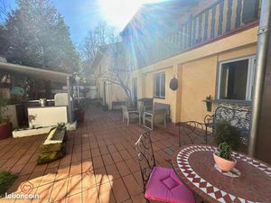 Appartement 11 pièces 213 m²