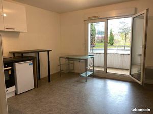 Loue appartement lumineux et confortable : Vandoeuvre les Nancy  T2 avec Garage en sous-so