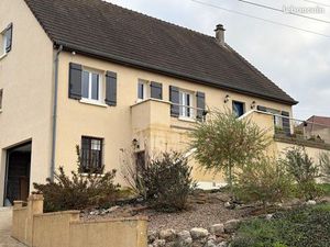 Maison sur sous-sol à Sancerre