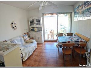 LAVANDOU studio avec chambre cabine   prox mer et commerces