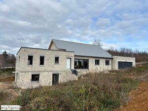 Maison 2 pièces 278 m²