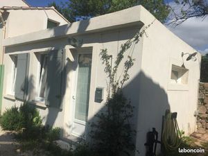 Location Studio meublé et indépendant - Ste Musse / Cap Brun