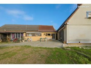 Propriété 4 pièces 90 m²