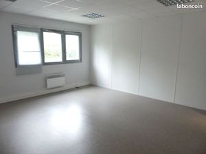 Bureau 21m2 avec parking  Caen Nord