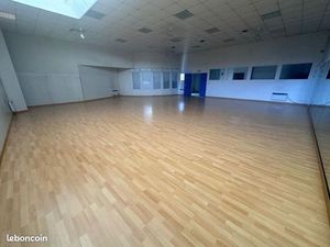 Local commercial 429 m² CHATEAU-GONTIER