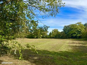 Terrain à vendre à Landrais
