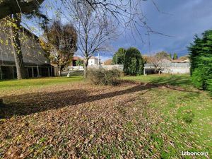 Terrain 580 m² Agnin