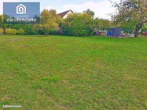 Terrain 1311 m² AIX EN OTHE