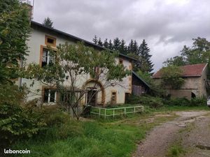 FERME sans voisin proche terrain 7400m² coin tranquille