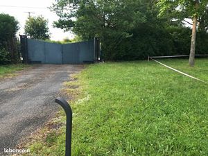 TERRAIN CONSTRUCTIBLE PROFESSIONNEL UYd2