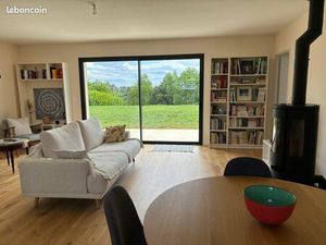 Maison neuve 2024  plain-pied  dans village classé