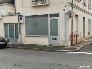 Local commercial 26 m² Montreuil-Bellay