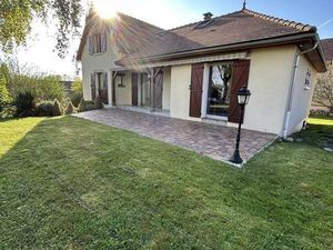 Propriété 8 pièces 156 m²