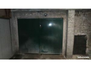 Place de parking SCOOTER