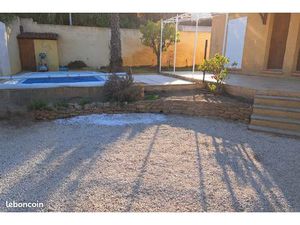 Maison 5 pièces – Plain-pied – Environnement calme  proche centre-ville