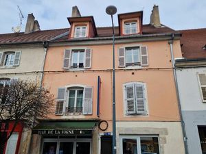Immeuble centre Lons le Saunier 720 m² 12 locations
