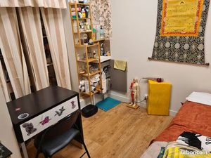 Loue petite salle de soins ou bureau dans cabinet osteo/psychologue Six Fours les Plages