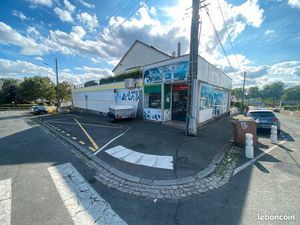 Local commercial + local en sous sol avec 8% de rentabilité