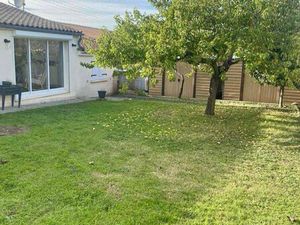 Maison rénovée 85m2 avec jardin  garage et dépendances - Cognac