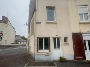 Maison de ville + maison abandonnée