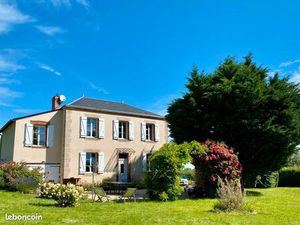 Magnifique Maison de Maître proche Boussac dans un très beau parc de plus de 5000m²