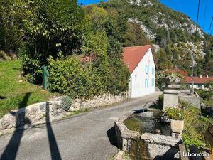 Vends maison rénovée – 5 chambres -8 pièces – toiture neuve