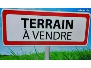 Terrain constructible de 914 m²