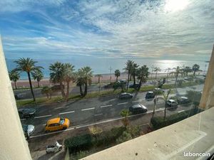 Local bureaux 68 m²