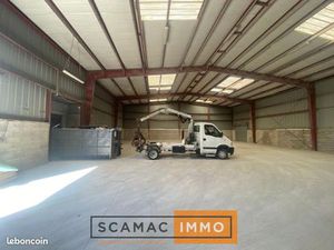 Local industriel 780 m²