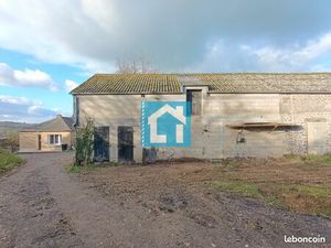 Parking/box 175 m² Tessy-Bocage