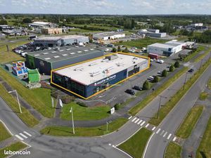 Local commercial 1 269 m²