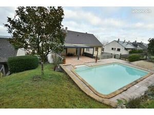 Maison 8 pièces 189 m²