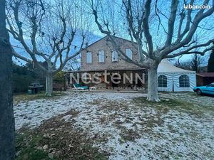 Propriété 12 pièces 330 m²