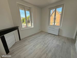 Appartement T3 rénové 48 78 m² CHARLEVILLE-MEZIERES