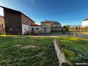 Maison et hangar sur 1400 m2