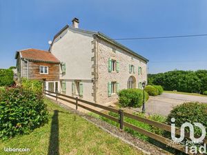 Ferme 8 pièces 302 m²