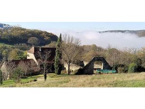 Maison en pierre calme et nature