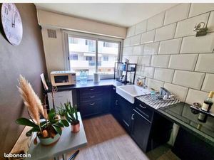 Appartement F3 lumineux – Centre-ville de Sainte-Maxime – 950