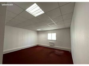 Bureaux 533m² à vendre en ZFU