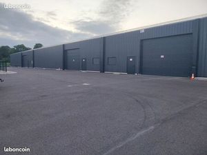 Loue Box/Local de 600 m2 sur Lorris