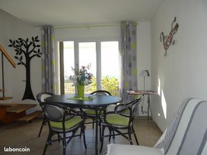 BANDOL loue au mois  T3 meublé hors saison