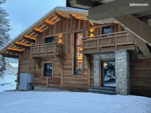 Chalet haut de gamme 450m2 neuf et meublé