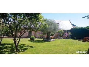 Longère 5 pièces 140 m²