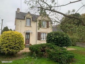 Maison ancienne 120m2 avec jardin environ 1000m2